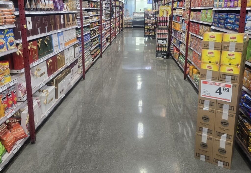 ethnic grocery stores in Altadena